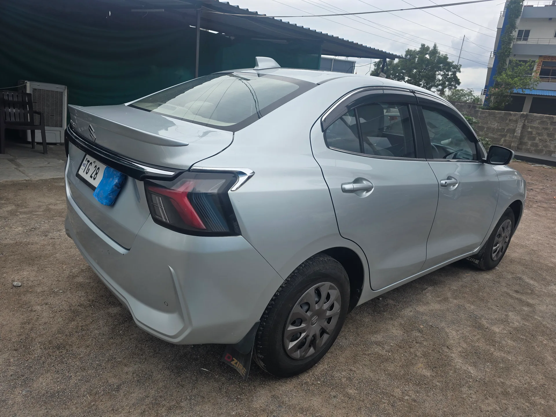 Maruti Suzuki Swift Dzire vxi