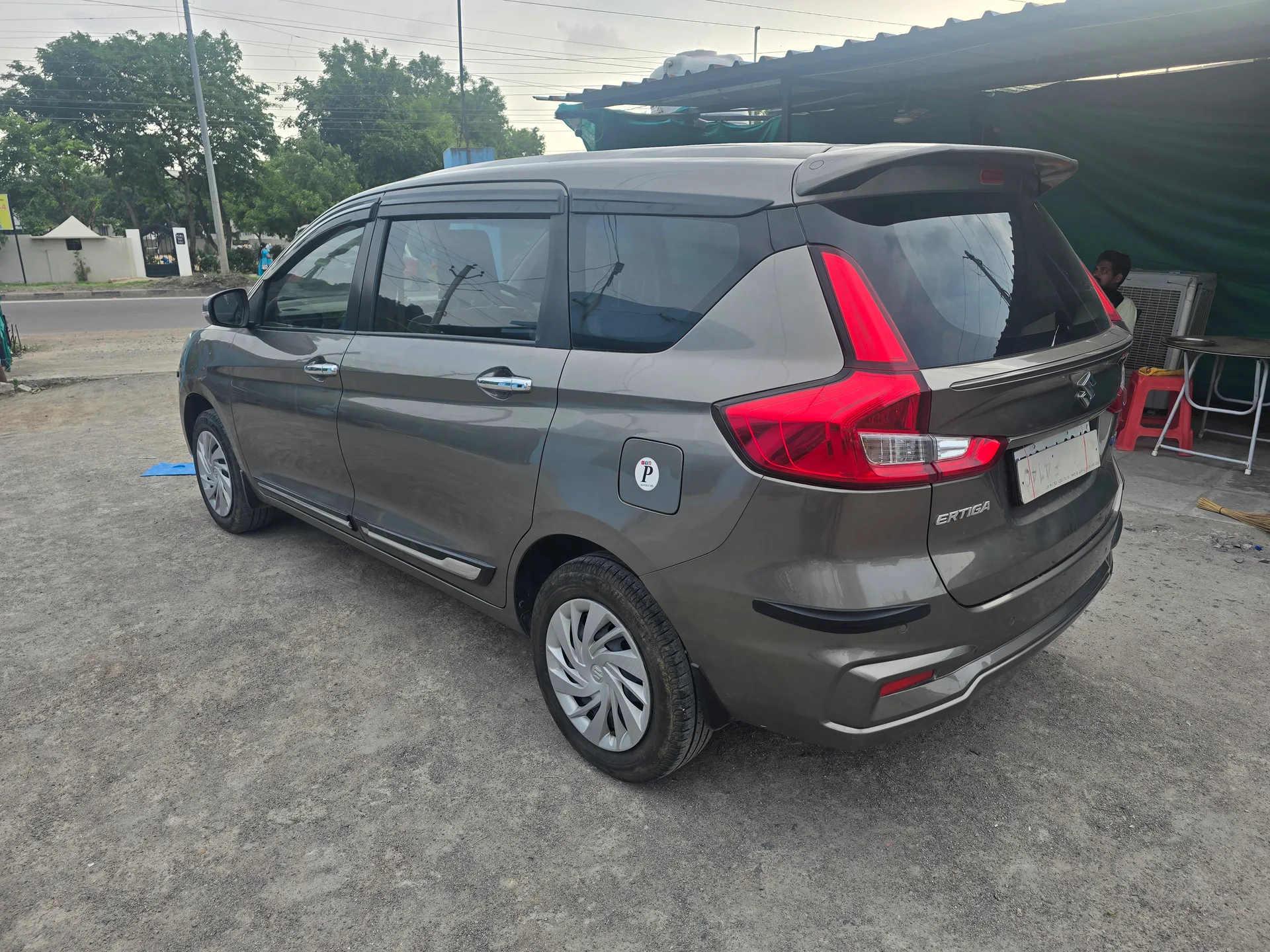 Maruti Suzuki Ertiga vxi smart hybrid