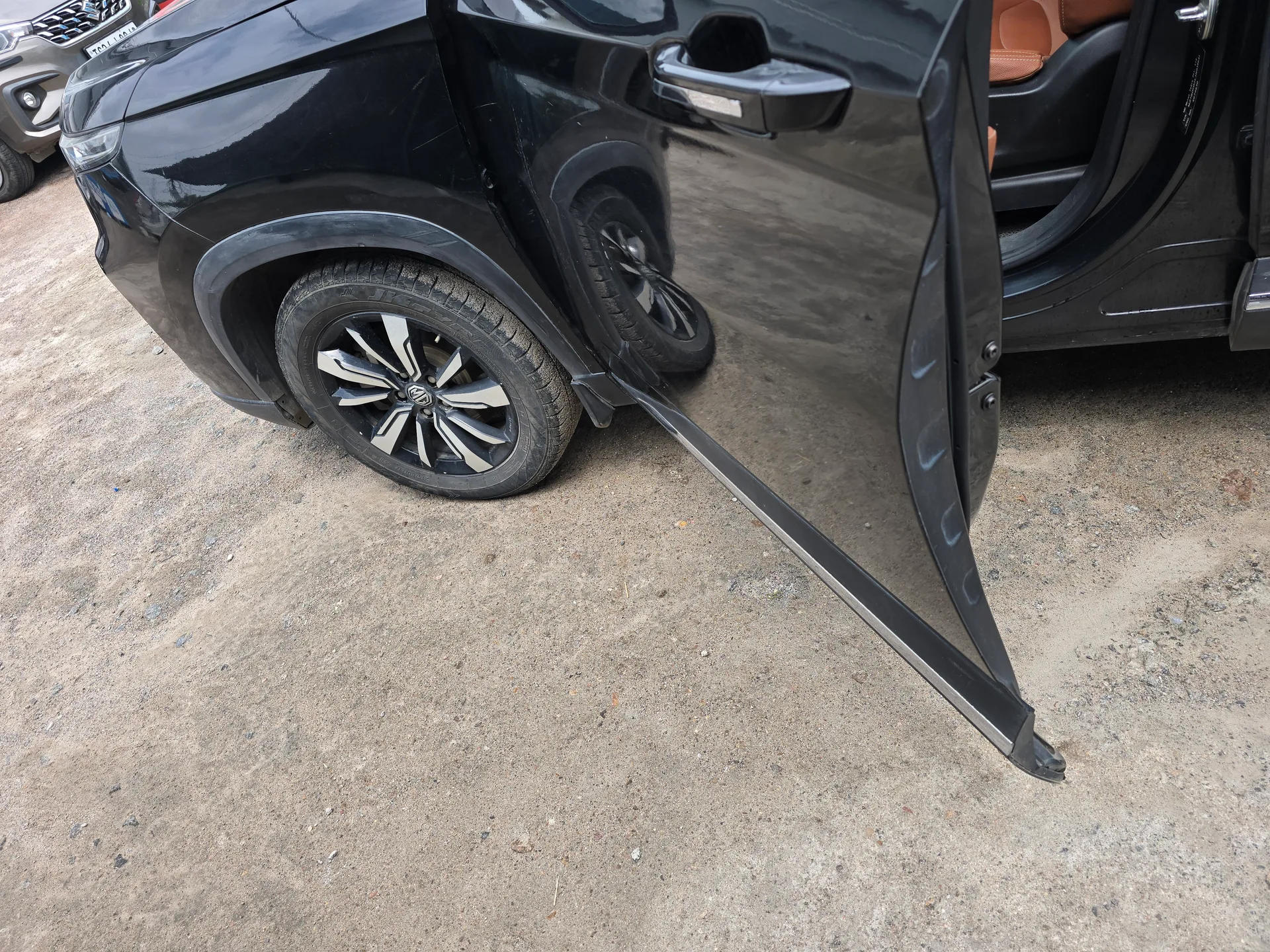 MG HECTOR PLUS SHARP 2.0