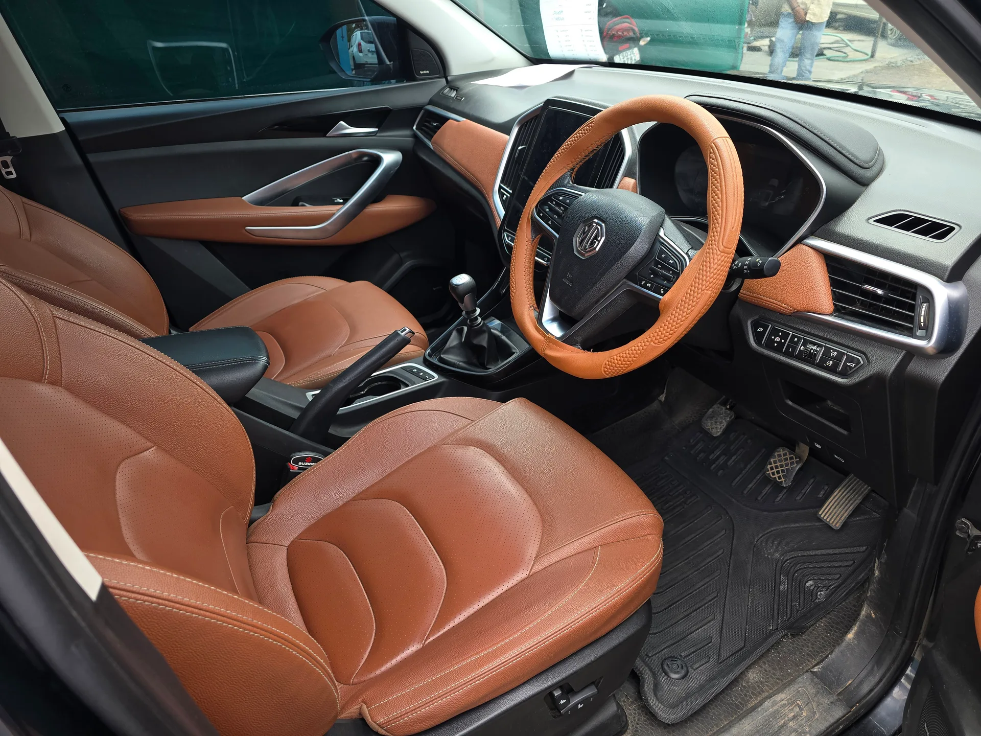 MG HECTOR PLUS SHARP 2.0