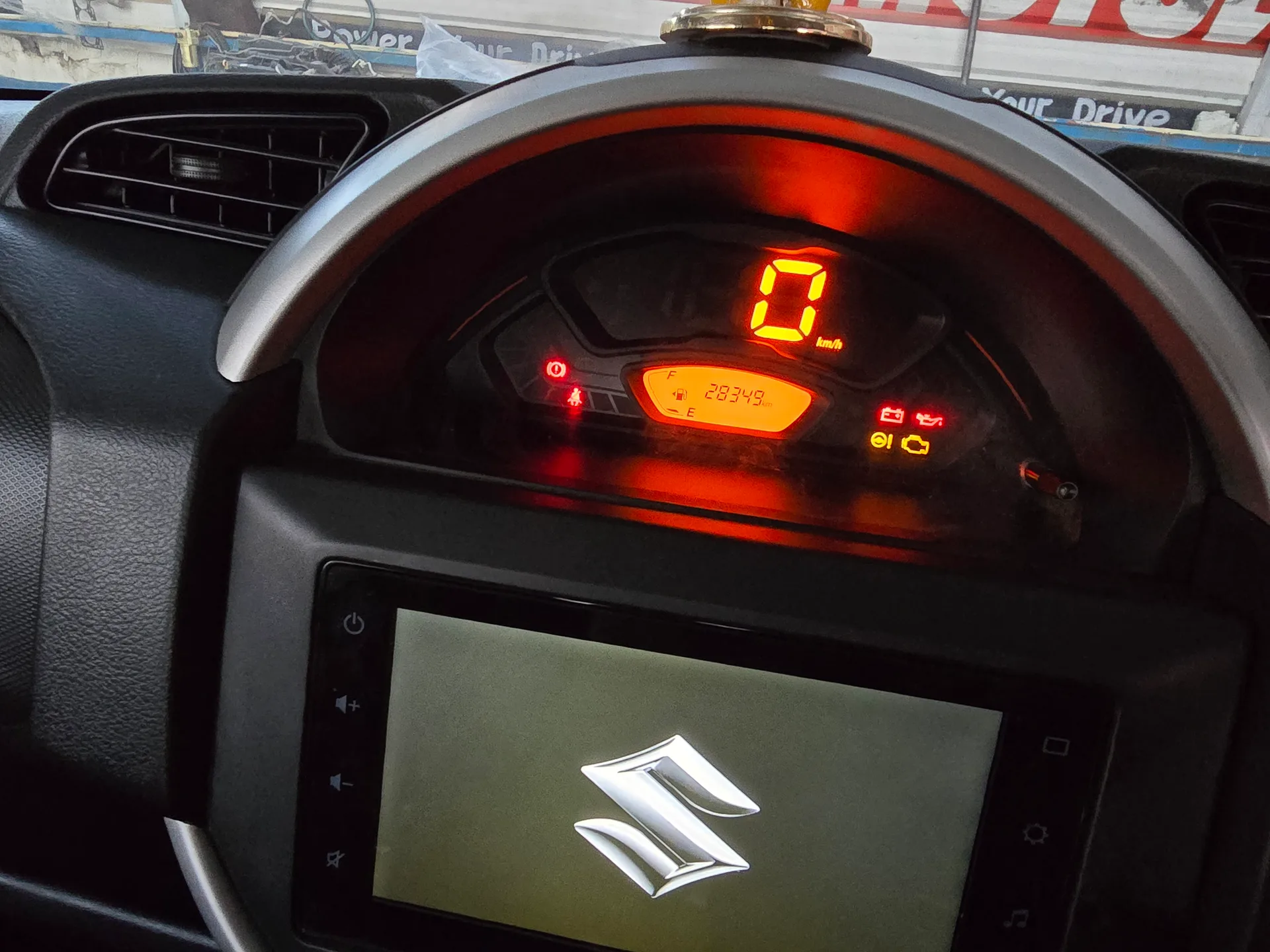 Maruti Suzuki SPresso vxi plus optional