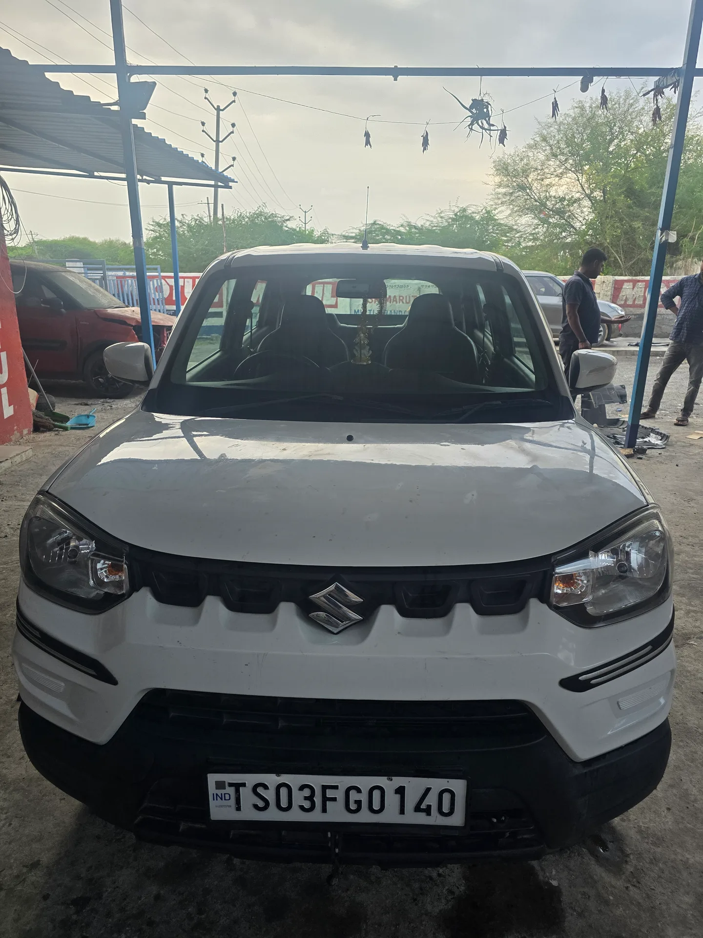 Maruti Suzuki SPresso vxi plus optional
