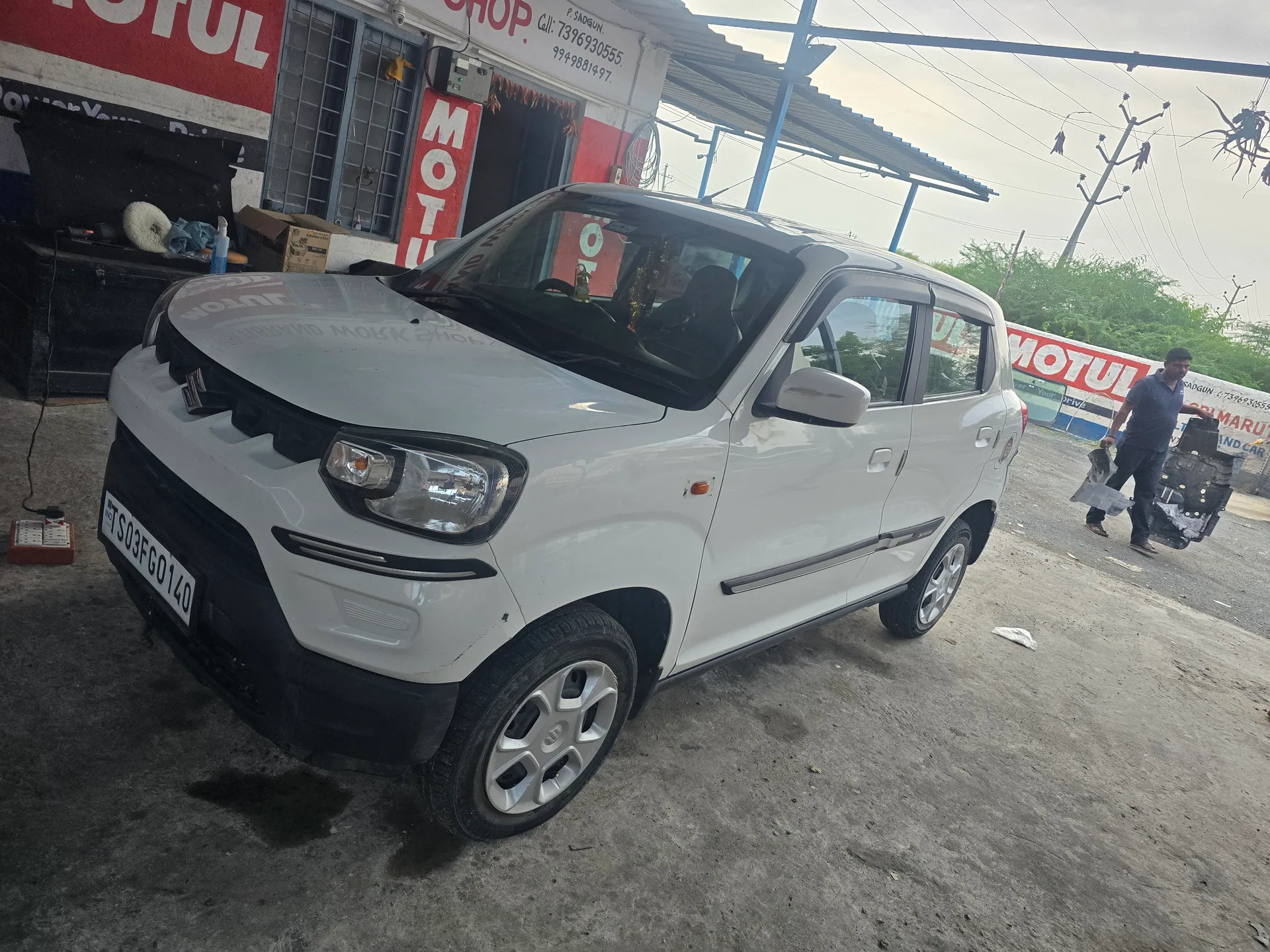 Maruti Suzuki SPresso vxi plus optional